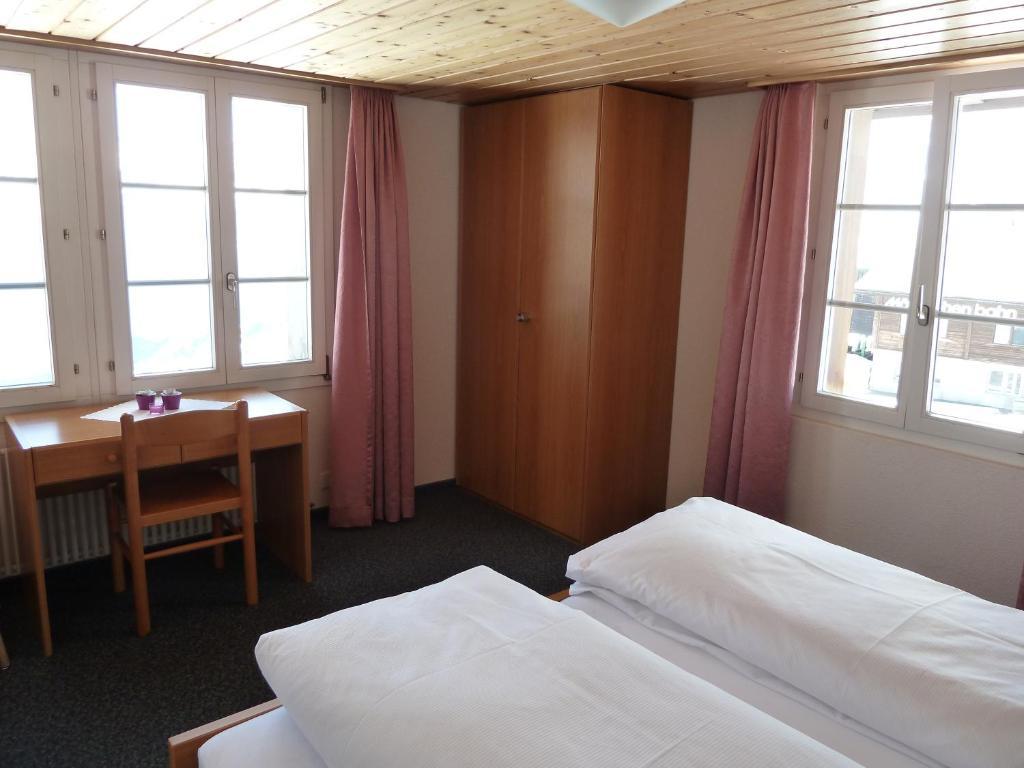 Berghaus Maennlichen Hotel กรินเดลวัลด์ ห้อง รูปภาพ